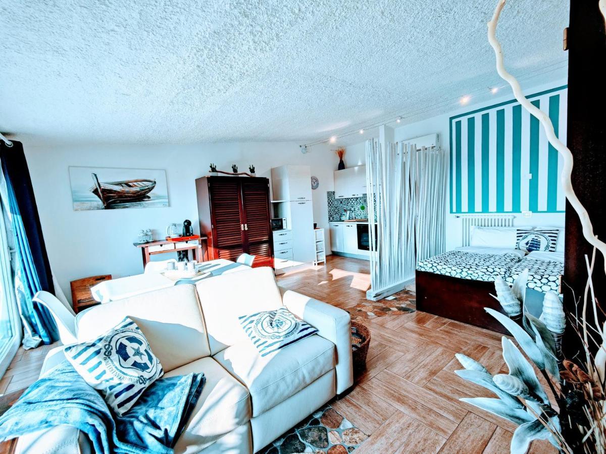 Casa Sabina Apartment Bardolino Bagian luar foto